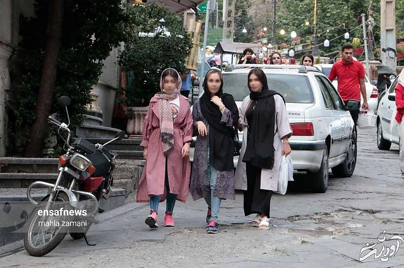 زنان در تهران، تابستان ۱۴۰۰